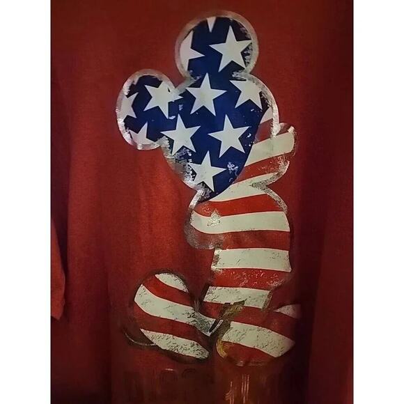 Disney World Parks XXL Red T Shirt USA Flag Mickey Distressed 2xl NWT A101 Nice - Picture 1 of 5
